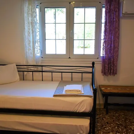 Ioanna Seaside Apartment